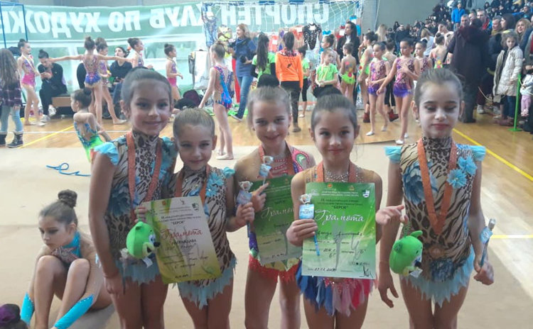 Сребро и три бронзови медала за гимнастичките на "Калия" от Международен турнир