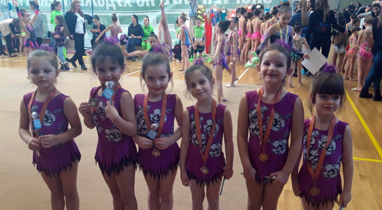 Сребро и три бронзови медала за гимнастичките на "Калия" от Международен турнир