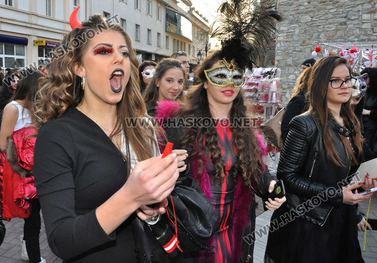 Коронованите особи Наталия и Христо поведоха 48-ия Фашинг