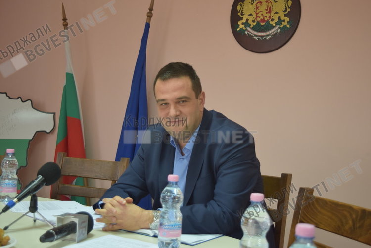 Никола Чанев