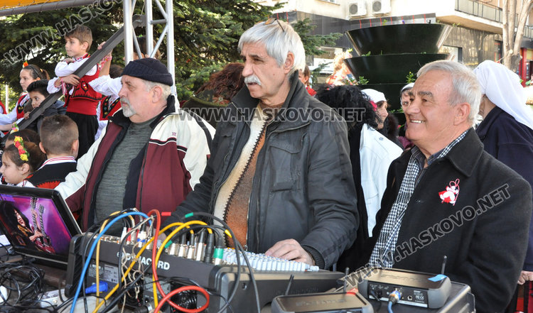 Голям концерт огласи площад „Свобода“ в Деня на самодееца