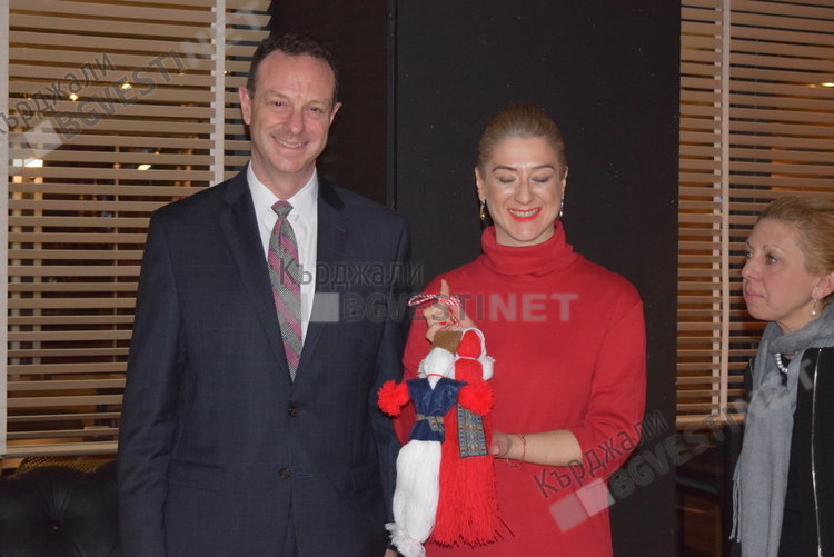 Зам.-посланик Фридман:Младите хора са бъдещето на българо-американските отношения