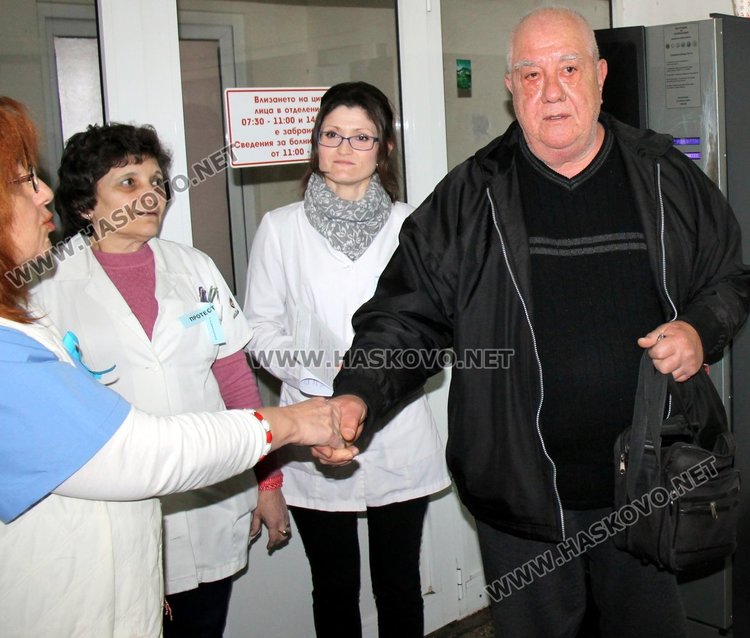 Димитровградските мед.-сестри протестираха – получават основна заплата от 580 лева