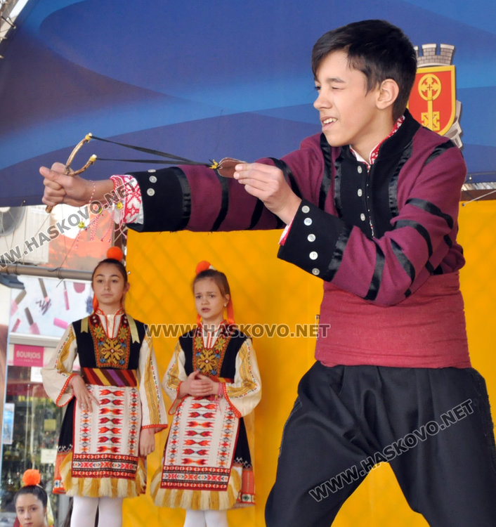 Голям концерт огласи площад „Свобода“ в Деня на самодееца