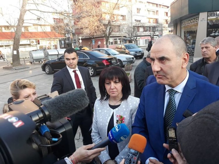 Радев е българският Мадуро, твърди Цветанов в Кърджали