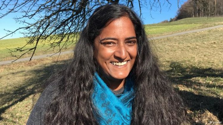 В търсене на идентичност: Оливия Рания Танер в Шри Ланка