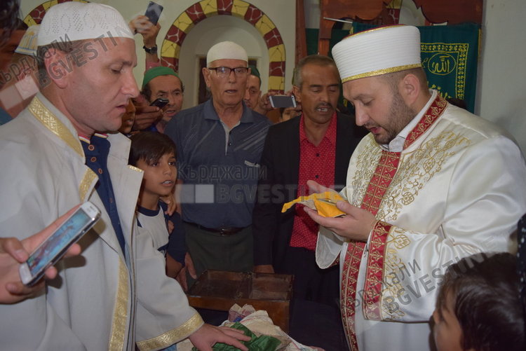 Районният мюфтия Бейхан Мехмед към мюсюлманите:Отбелязваме  свещената нощ Регаиб, подготвяме се за месец Рамазан 