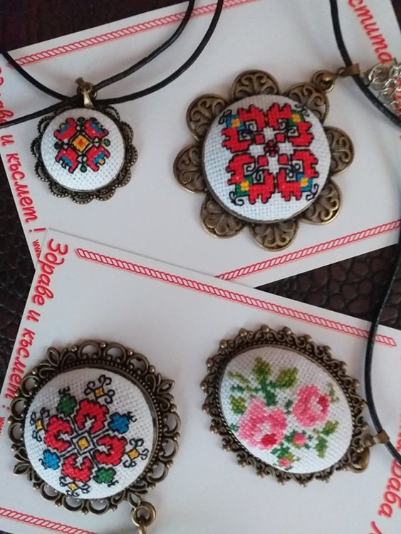 Красота, създадена с игла, ни предлага Тоска Славова