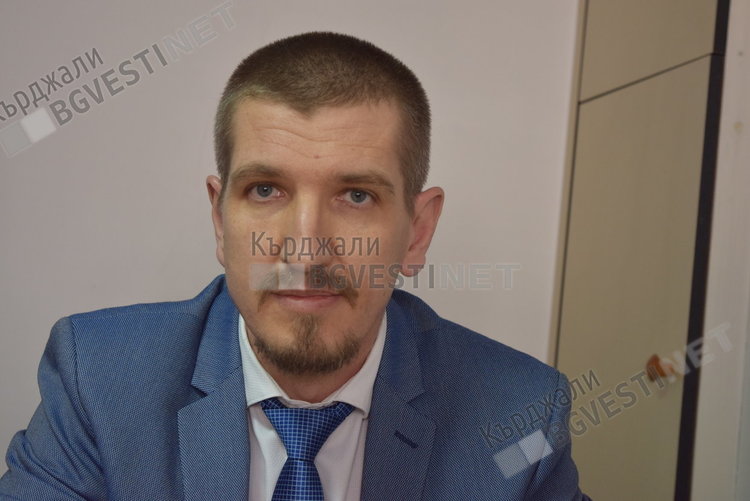 Станислав Манолов