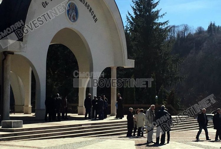 Смолян изпрати в последния му път д-р Кузман Гелов