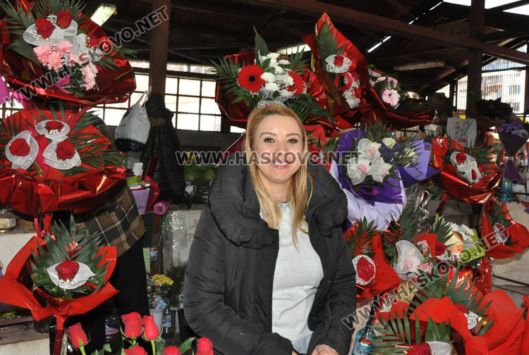 Празнувате ли 8-ми март? Да, с удоволствие