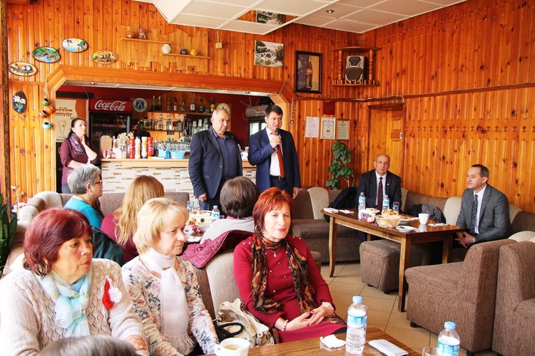 Дамите от третата възраст в Ардино празнуваха 8-ми март