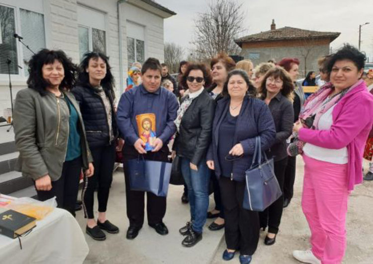 Откриха ново кметство с читалище в Навъсен