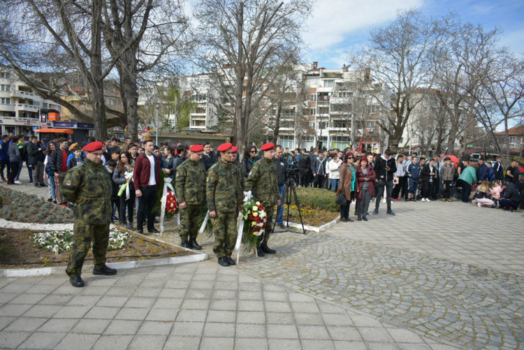 Асеновград отбеляза 789 години от победата при Клокотница