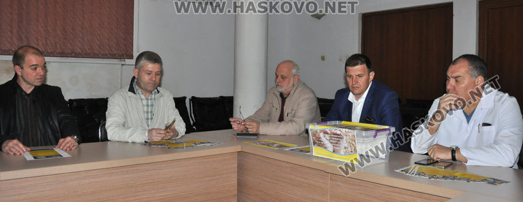 Пуснаха първите стотинки за закупуване на апаратура в Детско отделение