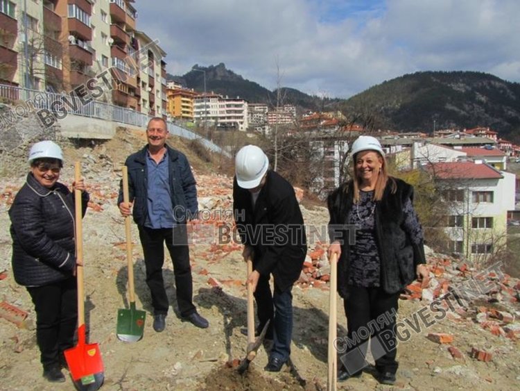Тръгна строителството на общински жилища за бедни, болни и самотни хора