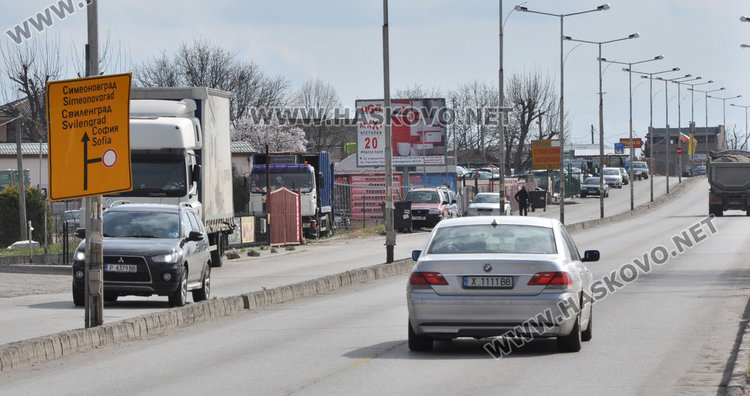 Табели за околовръстното объркват шофьорите. АПИ: ремонтът не е приключил
