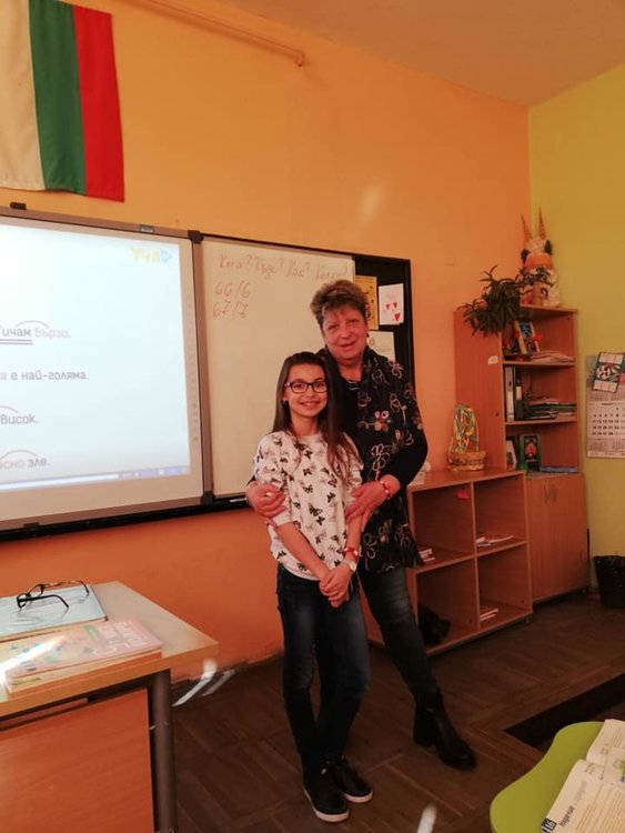 „Възрастните наистина са много странни“ спечели участие на петокласничка в национален конкурс