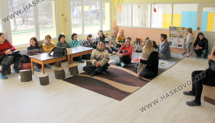 Що е то сугестопедия? Как да проговорим чужд език чрез нея, научиха димитровградчани