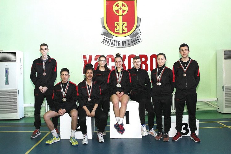 По два златни медала за Таня Иванова и Евгени Панев на Държавното по бадминтон в Хасково