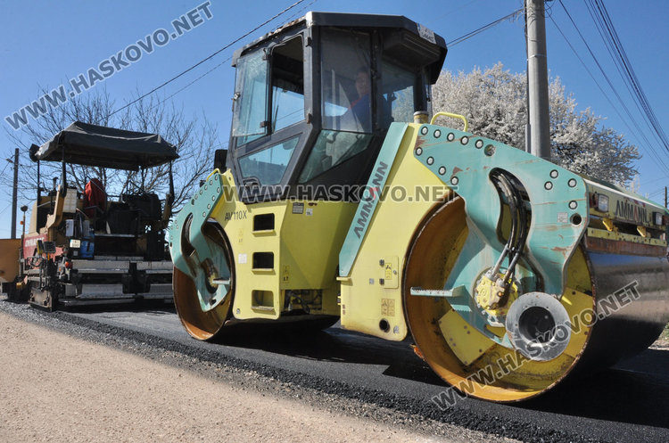 Асфалтът за Кърджалийска отиде на "Пещера", ремонтират още 3 булеварда