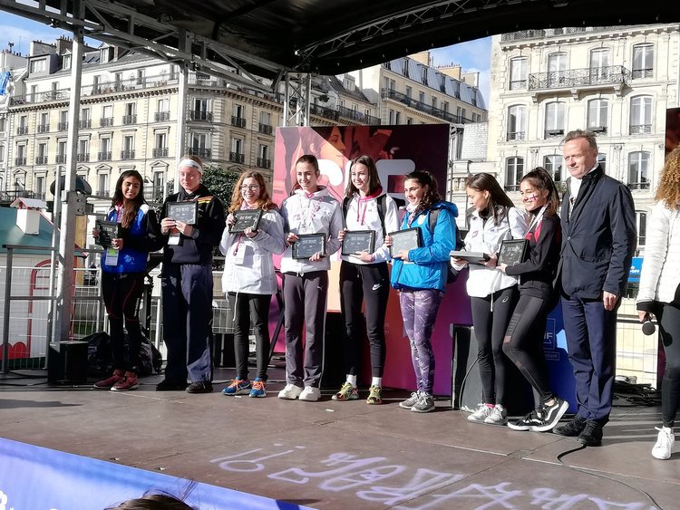 Славейковци представят България на спортен форум в Париж