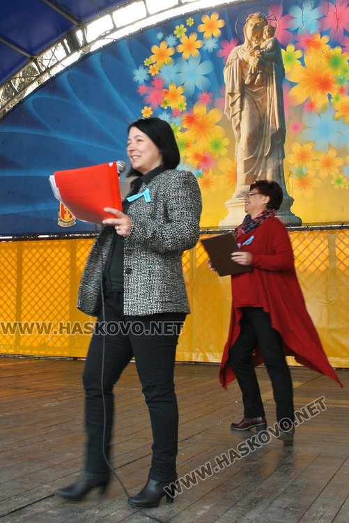 Бъдещи медицински сестри стегнаха куфарите от пл.“Свобода“