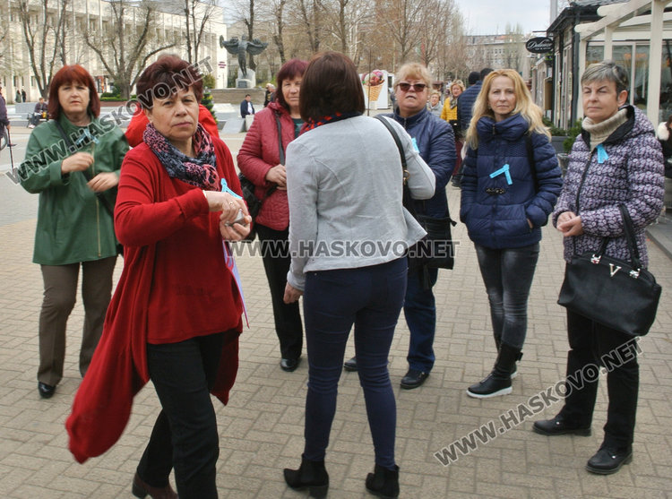 Бъдещи медицински сестри стегнаха куфарите от пл.“Свобода“