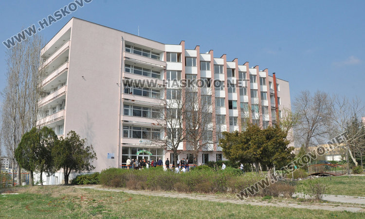 Царската гимназия с двоен празник – патрон на училището и откриване на обновена сграда