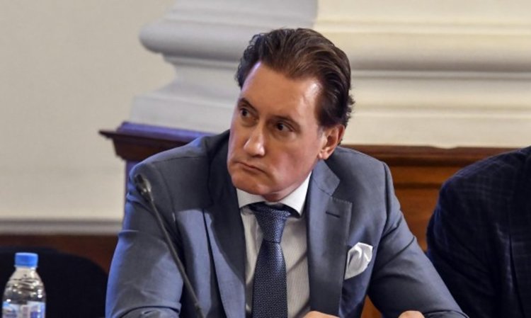 КЗК пусна сделката за Нова тв, вече е на Кирил Домусчиев