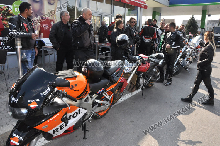 Рокери от Хасково заминаха за мото събора край Бачковския манастир