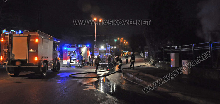 Ресторант и магазин за риба горяха тази нощ в Хасково