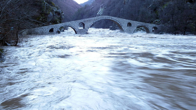 Каякари от Германия: Река Арда е много красива, на места водата е много буйна 