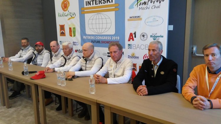 Интерски конгресът завърши със зрелищен спектакъл в Пампорово