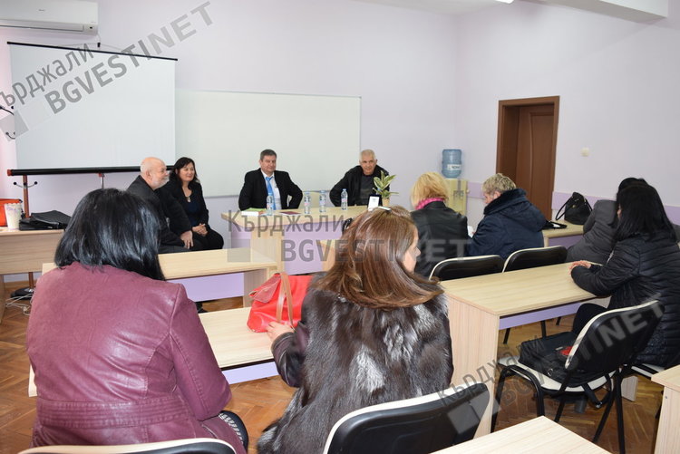 Синдикалисти от „Подкрепа” обсъдиха актуални въпроси на образованието в Кърджали