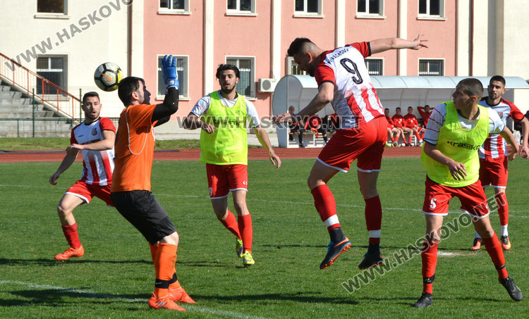 Хасково разби Асеновец с 4:1