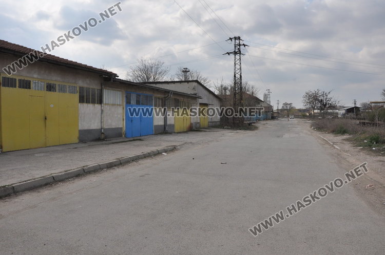 Писмата стигат с адрес до Александър Паскалев и Мамин Колю