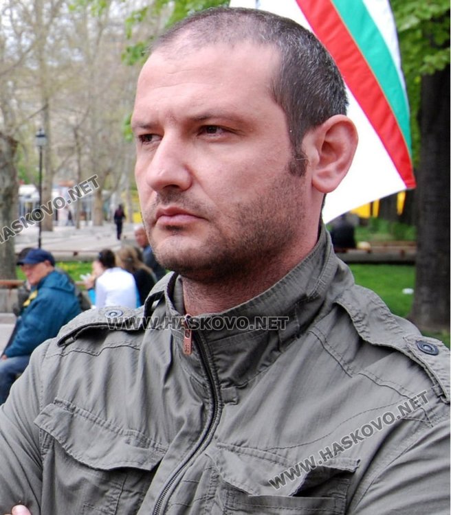 Антон Андонов