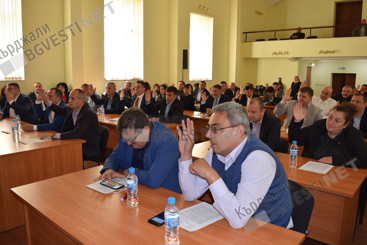 Стартира ново финансово оздравяване на община Кърджали, свързват с него оставките в администрацията