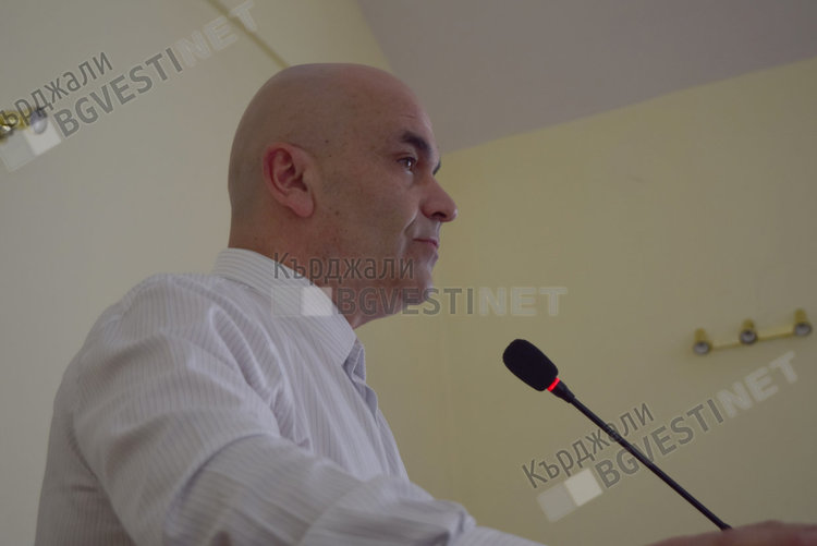 Огнян Иванов