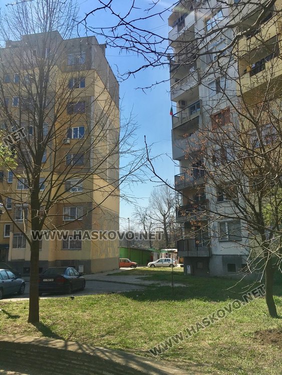 Застрояват след търг междублоково пространство в кв. Каменец