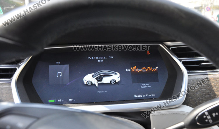 Заряд за 8 часа и сметка от 12 лева за 450 км. с кола