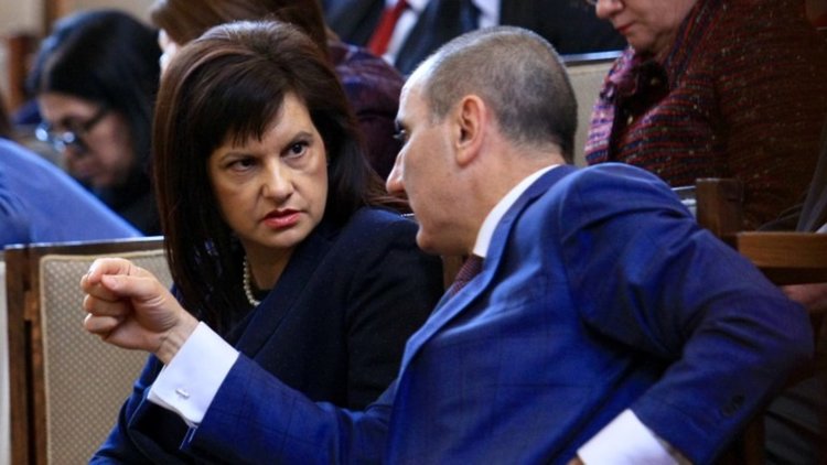 Дариткова: Никога няма да бъда Цветанов в парламентарната група на ГЕРБ