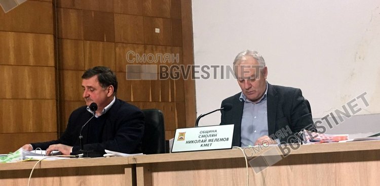 Скандал в местния парламент: Съветниците от БСП и КРОС напуснаха, отложиха заседанието