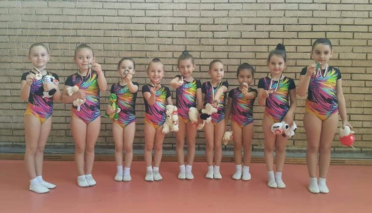 14 медала за „Мега спорт“ от Държавното първенство по аеробика