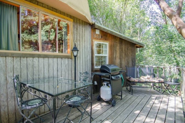 Най-резервираната къща в Airbnb (видео)