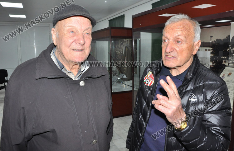  Петър Геров /вляво/ и Таню Мешов