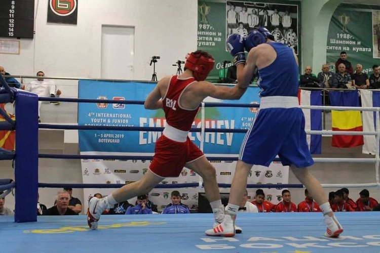 Емирджан Мехмед със златен медал от Международен турнир по бокс