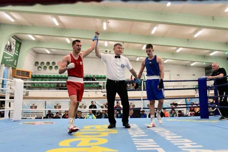Емирджан Мехмед със златен медал от Международен турнир по бокс