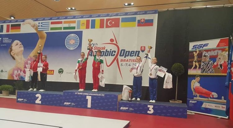  Злато за Атанас Благоев и Кристина Костова в Братислава